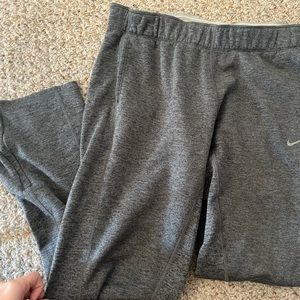 nike women sweatpants size medium